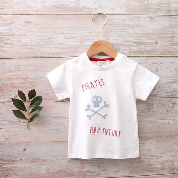 Imagen de Camiseta bebé con estampado de calavera lentejuelas