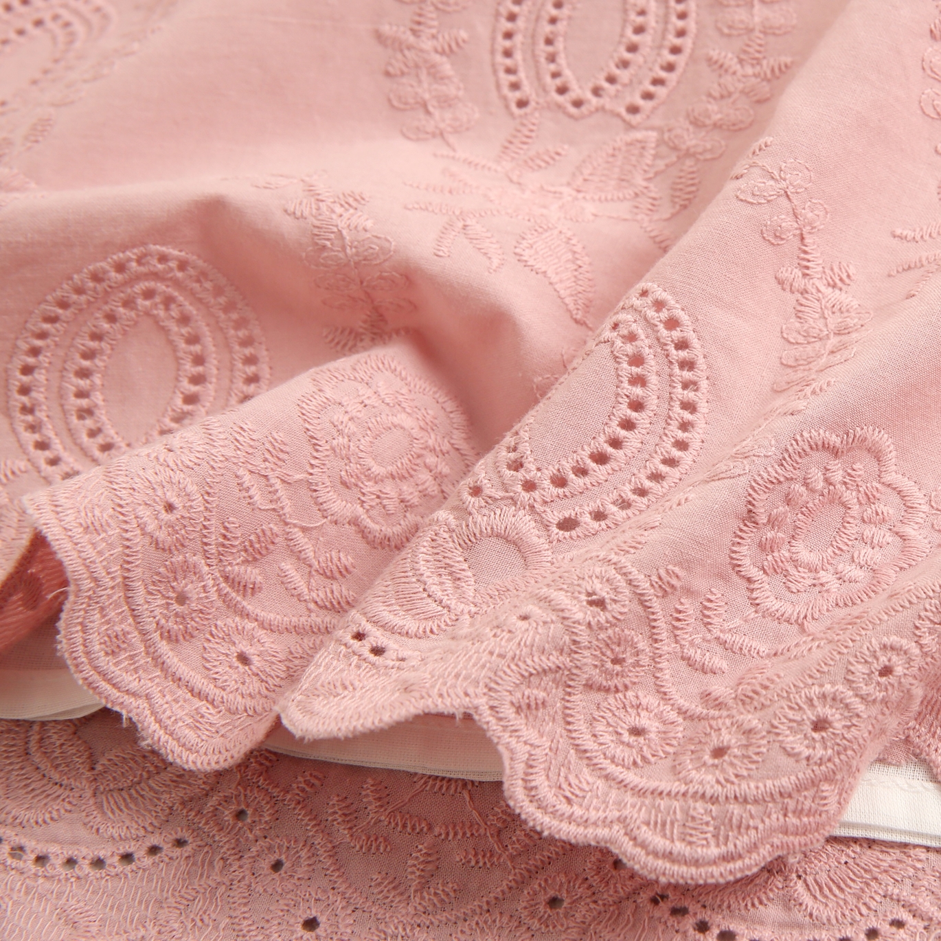 Imagen de Vestido niña bordado rosa