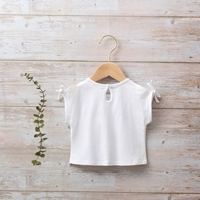 Imagen de Camiseta blanca niña con estampado de chica