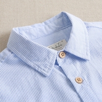 Imagen de Camisa de niño de manga larga en color azul claro