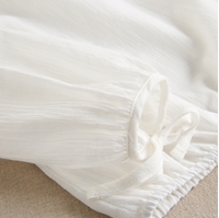 Imagen de Blusa teen de bambula con mangas abullonadas en color blanco