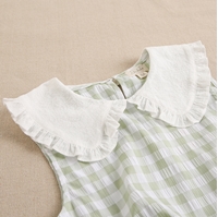 Imagen de Blusa de niña con cuadros vichy verdes y blancos