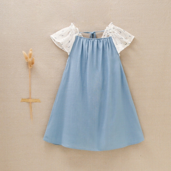 Imagen de Vestido de niña en lino azul combinado con gasa estampada