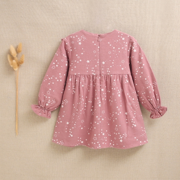 Imagen de Vestido de bebé niña rosa de franela con estampado de estrellas blancas