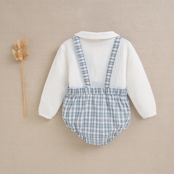 Imagen de Conjunto de peto de bebé niño de cuadros azul y blanco con camisa cuello bebé