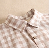 Imagen de Camisa niño cuadros marrón y blanco con cuello clásico