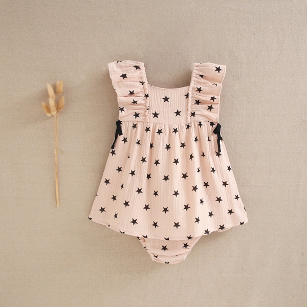Imagen de Vestido de bebé niña con braguita rosa palo y estrellas negras