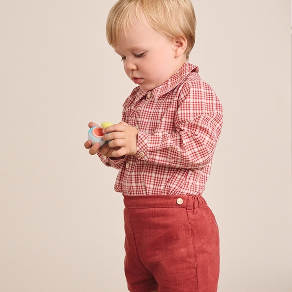 Imagen de Conjunto de bebé niño de camisa en cuadros bicolor rojo y blanco y short de micropana