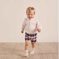 Imagen de Conjunto de bebé niño de camisa blanca y short de franela de cuadro tartán