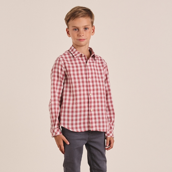 Imagen de Conjunto de niño de camisa en cuadros vichy rosa y blanco y pantalón tipo chino gris oscuro