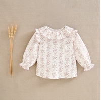 Imagen de Conjunto de bebé niña de ranita cuadro vichy rosa y blanco y blusa con estampado de flores y cacetines