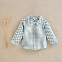 Imagen de Camisa de franela para bebé niño en cuadros vichy verde y blanco con cuello Peter Pan